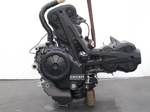 Двигатель Ducati Diavel 1200 2011-2014 ZDM1198