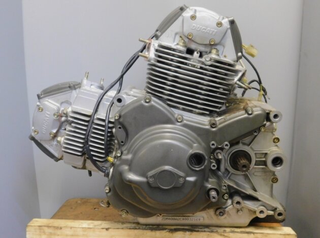 Двигатель Ducati Monster 400 1995-2008 ZDM400
