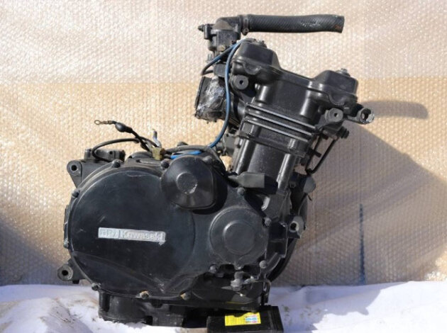 Двигатель Kawasaki GPZ 900 1984-2003 ZX900AE