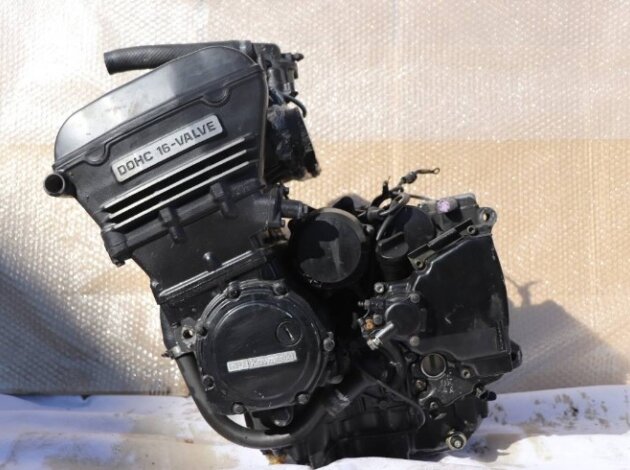 Двигатель Kawasaki GPZ 900 1984-2003 ZX900AE
