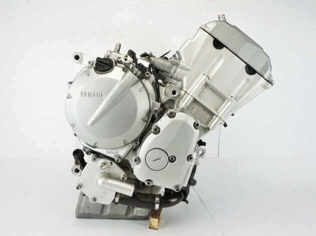 Двигатель Yamaha FZ6 2004-2007 J507E